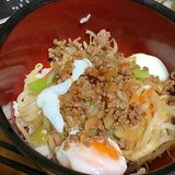 簡単そぼろでビビンバ丼